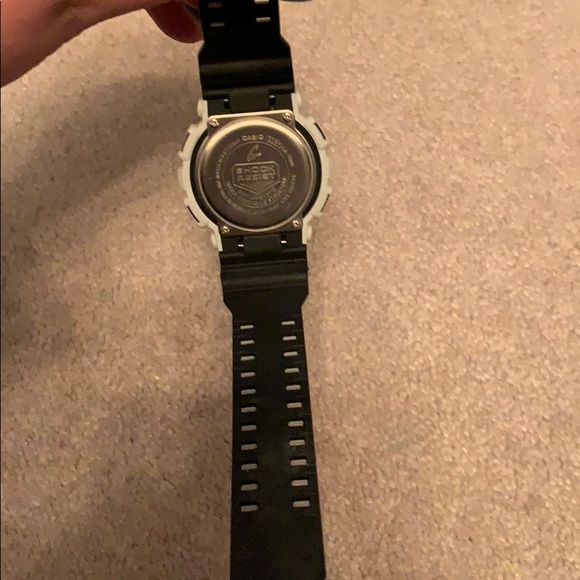 Black and Whits G-shock Protection - Picture 2 of 2